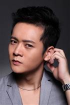 告诉我你爱我演员李柚
