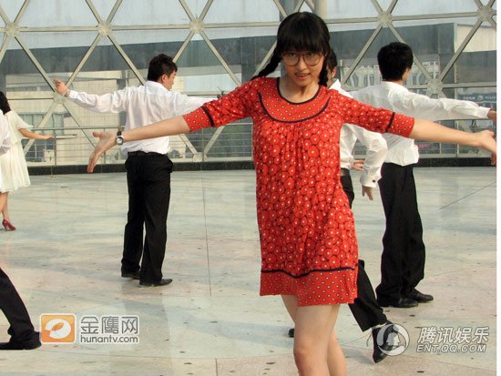 丑女无敌3的剧照3