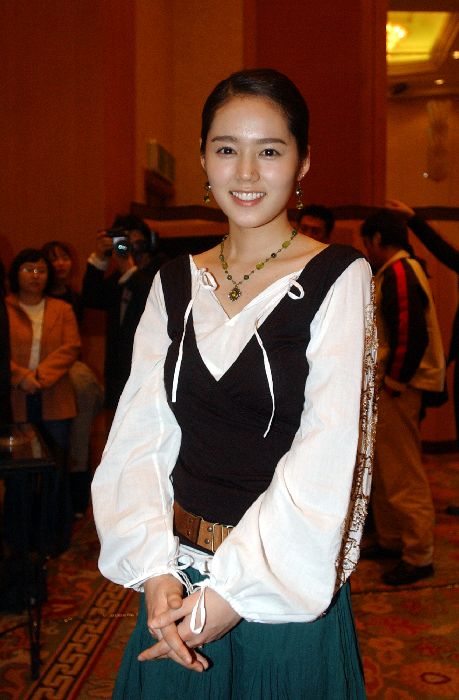 新职员人物--李美玉(韩佳人饰)(5)