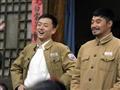 警察遇到兵剧照