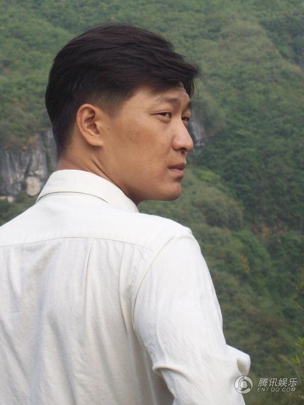 我们队伍向太阳的剧照8