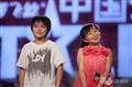 剧照-中国达人秀首战温馨 甜美朱洁感动全场(图)