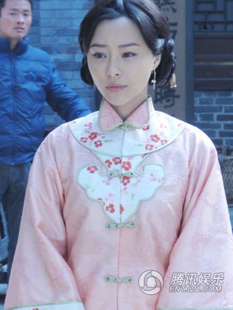 良家妇女的剧照3