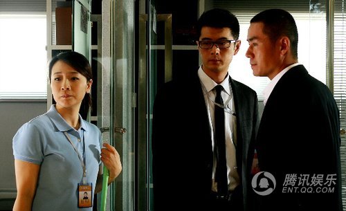 漂亮女人的剧照4