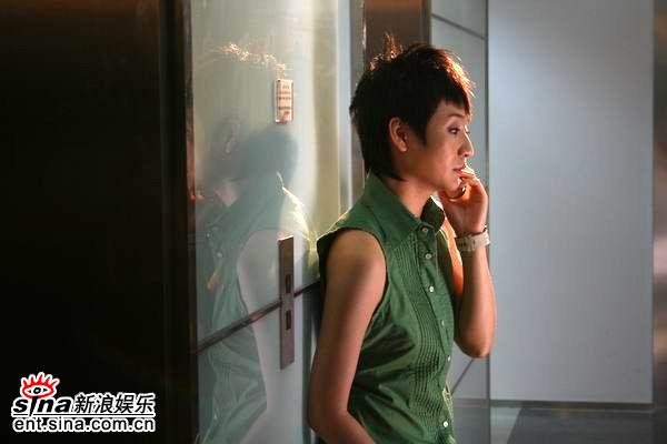 张礼红的现代生活剧照(25)
