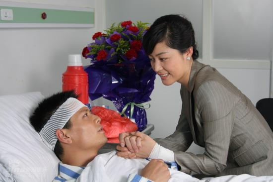 女高男低精彩剧照3/6