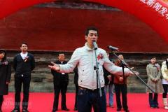 剧照-勇士秘密开机 尤小刚新片中俄混血(组图)