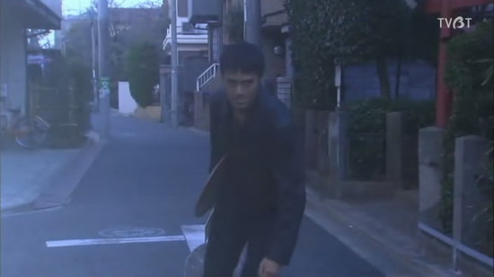 白色之春剧照