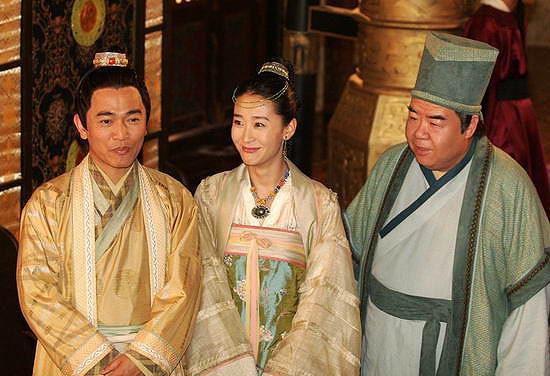 剧照-图文：猜心妙手月底杀青 陈小春首次演皇帝(7)