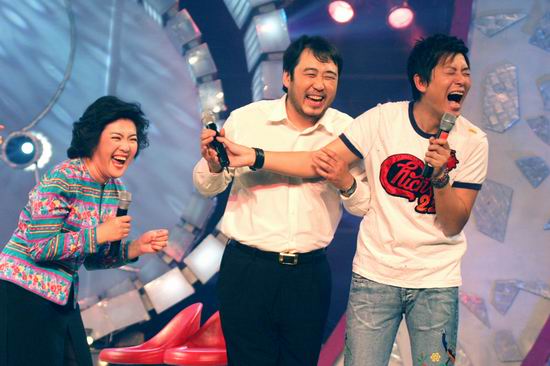 剧照-歌剧演员万山红、孙健欢聚春华秋实(图)