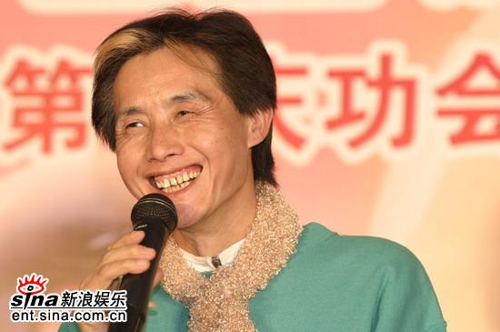 剧照-图文：刁蛮公主庆功会--邓建国乐开怀