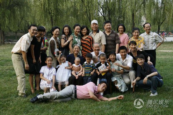 男婚女嫁剧照