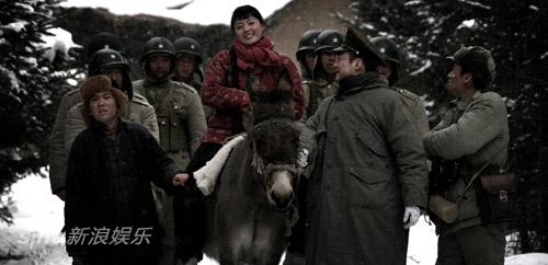 高粱红了剧照