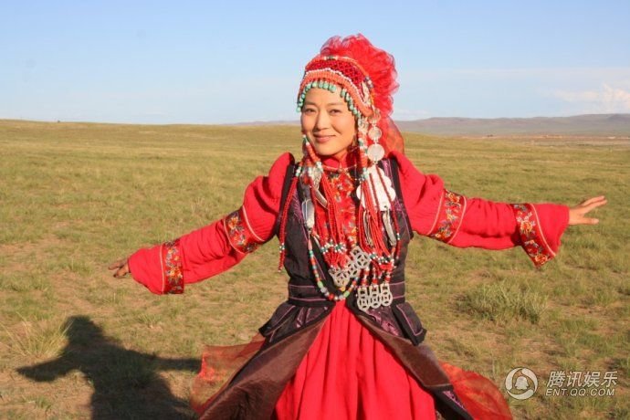 胡杨女人的剧照15