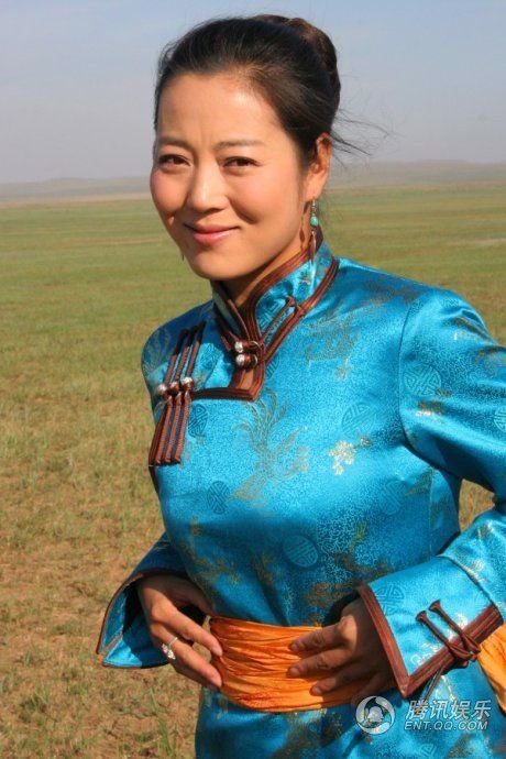 胡杨女人的剧照23
