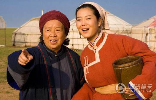 胡杨女人的剧照30