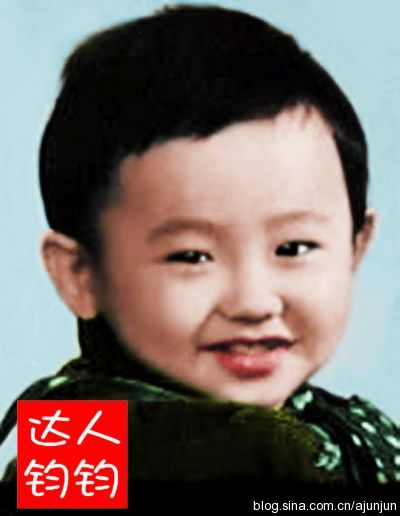 剧照-网友曝光吴秀波俊美童年照 父亲是外交官(组图)