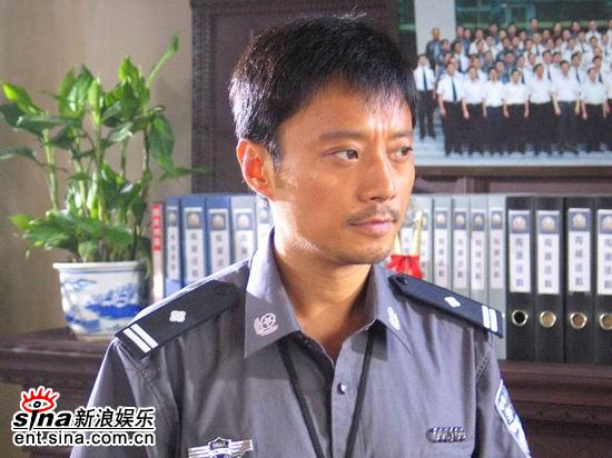 剧照-组图：寂寞英雄里张涵予跟毛卫宁激情碰撞