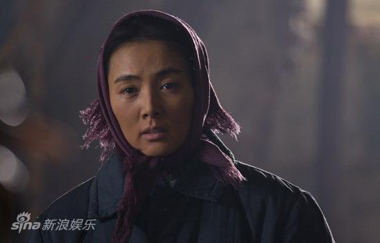 钢铁年代剧照