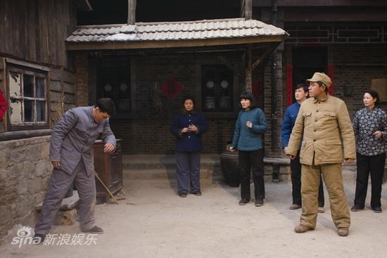 剧照-图文：钢铁年代元旦开播-冯远征不敌陈宝国