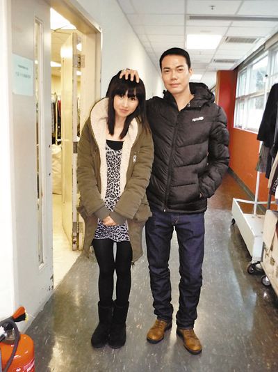剧照-贾晓晨冒寒拍淋雨戏 新剧与谢天华演兄妹(图)