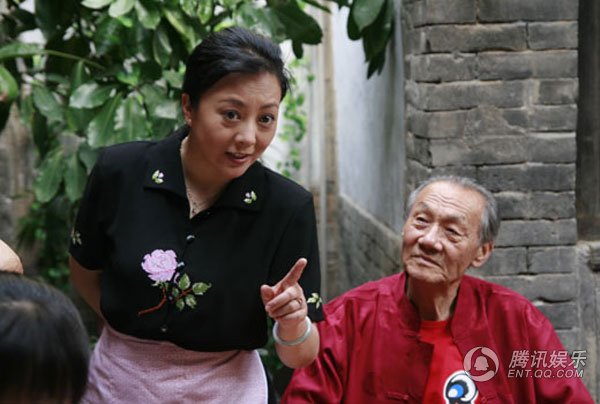男婚女嫁的剧照14