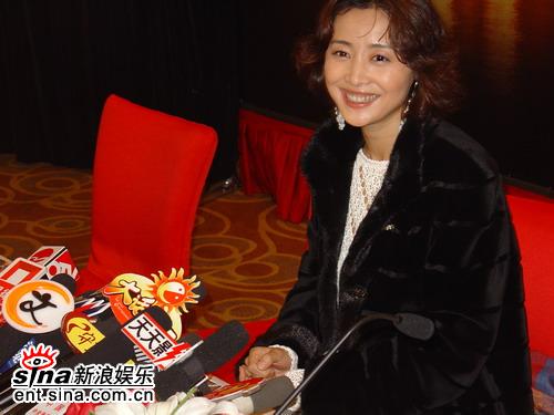 剧照-女人不惑发布会 刘蓓：宁扮老不装嫩(组图)