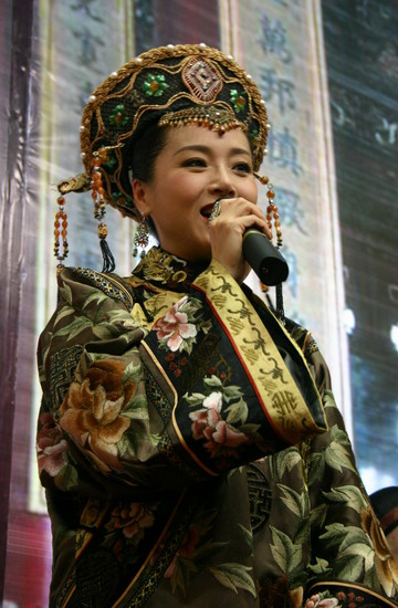 乾隆与香妃剧照