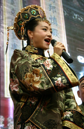 乾隆与香妃剧照