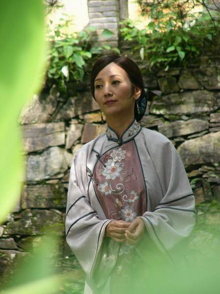 剧照-赵雅芝：要将“瓷器时代”的爱情进行到底(图)