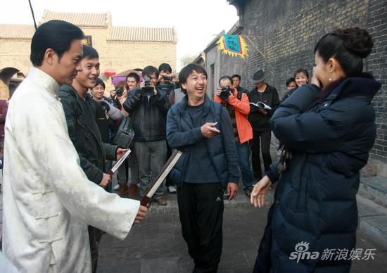 剧照-图文：第四片甲骨探班-拍摄现场气氛融洽