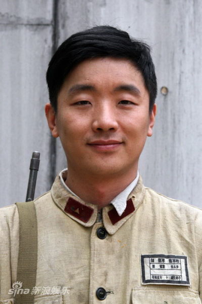 孤军疑云剧照