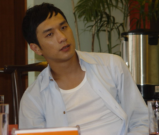 我爱你，再见剧照