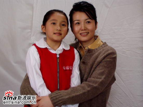 剧照-金鸡奖得主郑卫莉领衔出演为爱结婚(组图)
