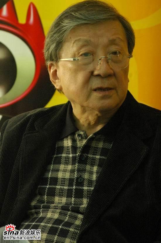 剧照-图文：导演李行新浪聊小城故事--精神熠熠