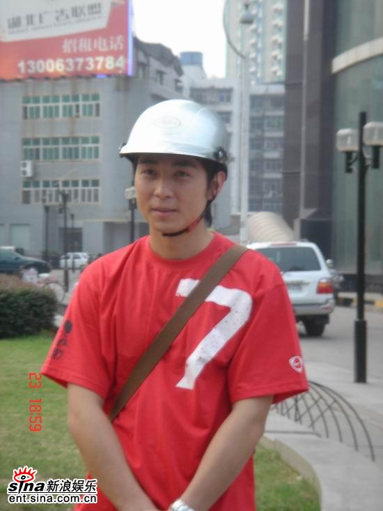 剧照-樱桃正红热拍 少剑波爽约保剑锋救场(组图)
