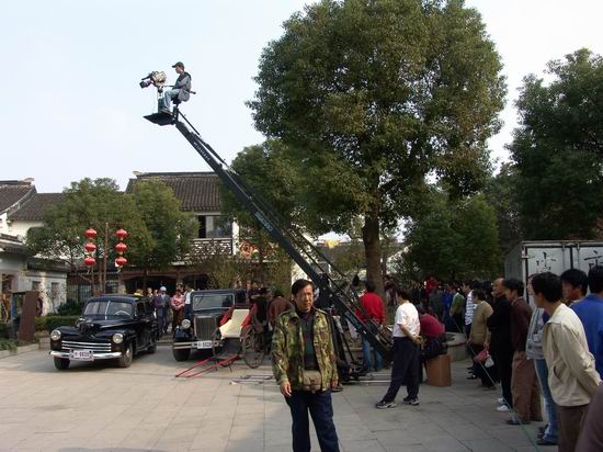 剧照-古董车开进月影风荷难伺候急煞剧组(组图)