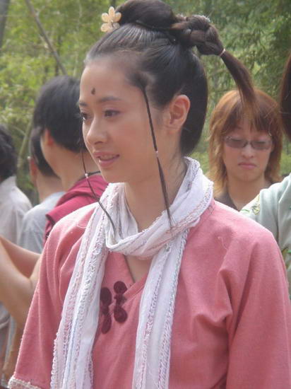 剧照-组图：何润东何美钿参加小当家开机仪式