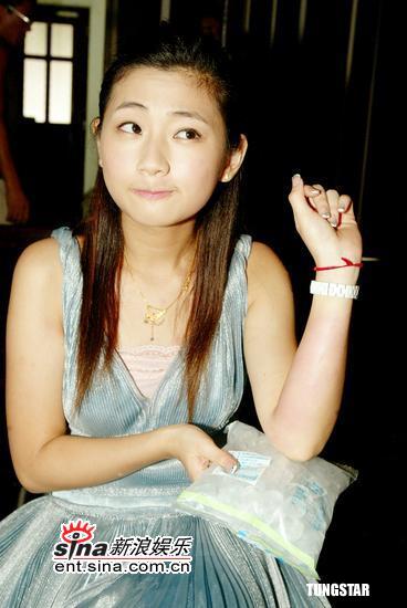 剧照-图文：真命天女拍毕 Hebe着婚纱美若天仙(8)