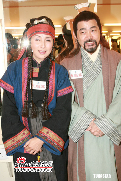 剧照-图文：天机算开机拜神--陈秀珠元华