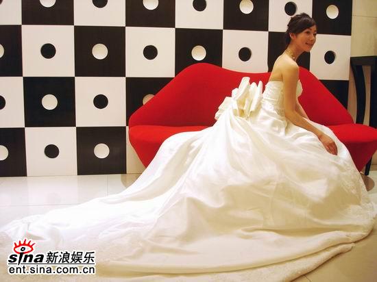 剧照-图文：爱情占线韩雪披婚纱--高贵典雅