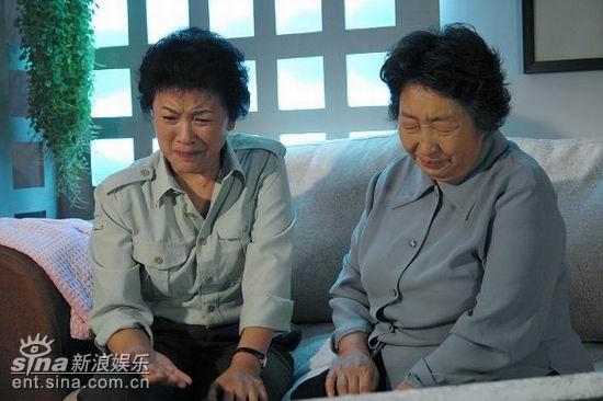 剧照-彭玉红梅花开饰母亲 老革命爱钻牛角尖(图)