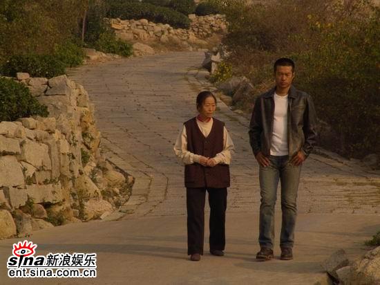 剧照-秘密片场花絮-王学兵不提“冰冰”(组图)