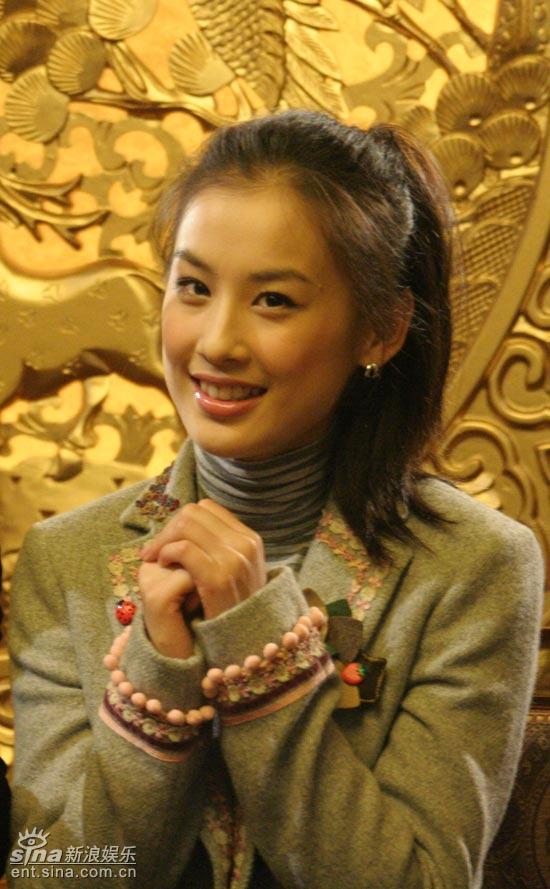家和万事兴之抬头见喜剧照