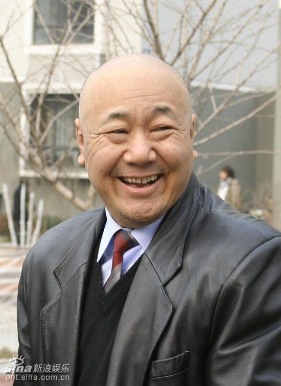 家和万事兴之抬头见喜剧照