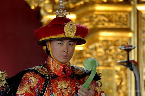 剧照-保剑锋客串绣娘兰馨 沉默是金为诀窍(组图)