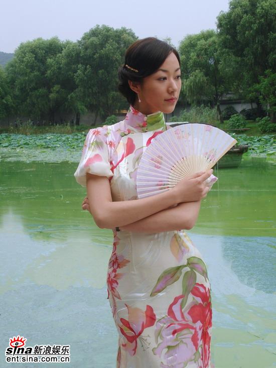 剧照-韩雪与何冰北平小姐演绎“兄妹”情仇(图)