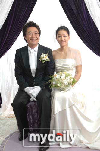剧照-钱的战争大结局遭曝光 朴信阳甜蜜完婚(图)