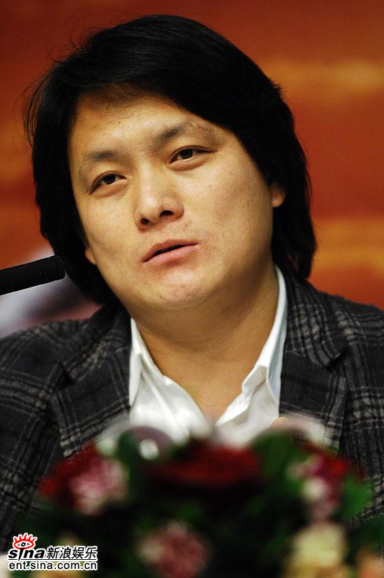 剧照-图文：高纬度战栗发布会--导演郭靖宇发言