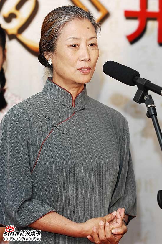 剧照-吕中谈寒夜：婆婆其实很可怜(附图)